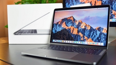 Apple MacBook Pro 13 2022 2560×1600